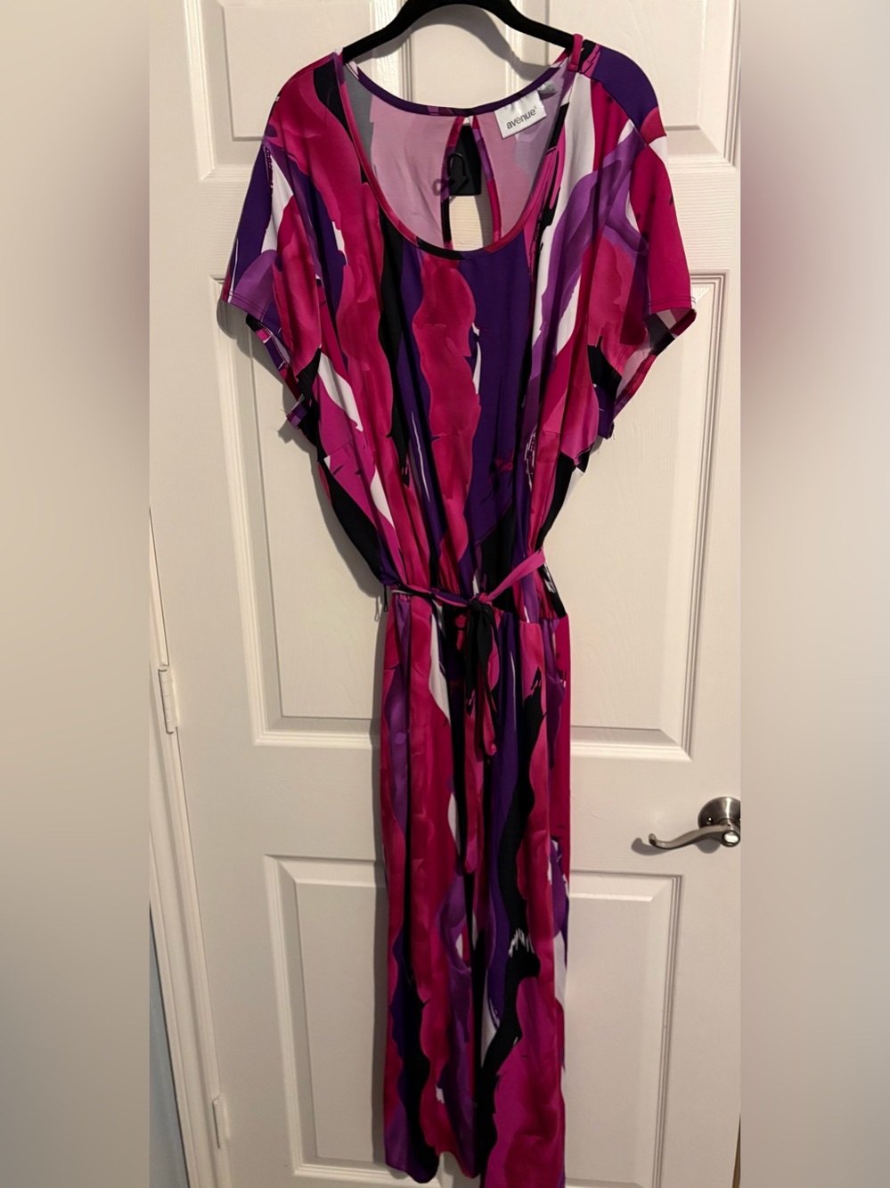 361- Avenue 26/28 short sleeve maxi dress